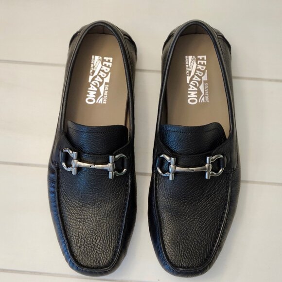 Ferragamo Black  Leather Driver with Gancini Ornament Size 10 EE (10.5 to 11US) - Picture 1 of 16